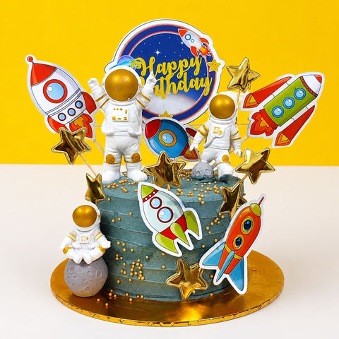 Galaxy Astronaut - Designer Cakes - Eats and Treats Bakery - - Eat Cake Today - Birthday Cake Delivery - KL/PJ/Malaysia