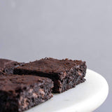 16 pieces Fudgy Dark Chocolate Chip Brownies - Brownies - Petiteserie Desserts - - Eat Cake Today - Birthday Cake Delivery - KL/PJ/Malaysia