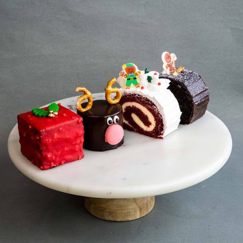 4 pieces of Christmas Petit Gateau - Petit Gateau - Lavish Patisserie - - Eat Cake Today - Birthday Cake Delivery - KL/PJ/Malaysia