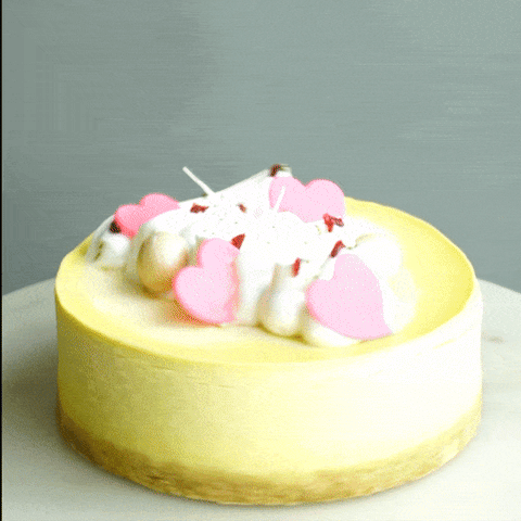 Lovey Valentine Classic Cheesecake 6" FREE Balloon - Cheesecakes - Lavish Patisserie - - Eat Cake Today - Birthday Cake Delivery - KL/PJ/Malaysia