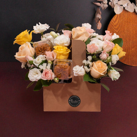 Shang Dynasty Monocake Fresh Flower Gift Box - Flowers - Bull & Rabbit - - Eat Cake Today - Birthday Cake Delivery - KL/PJ/Malaysia